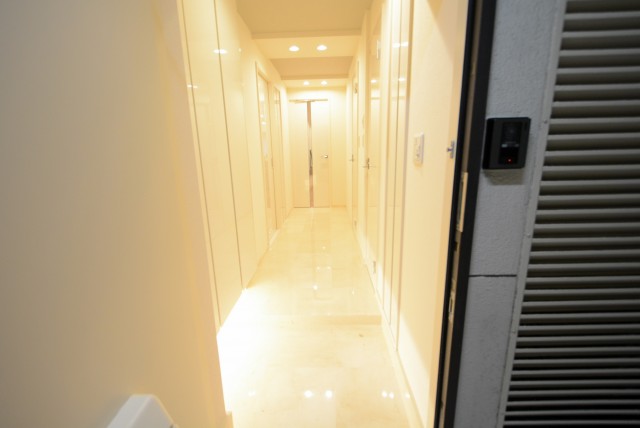 サンビューハイツ渋谷 玄関