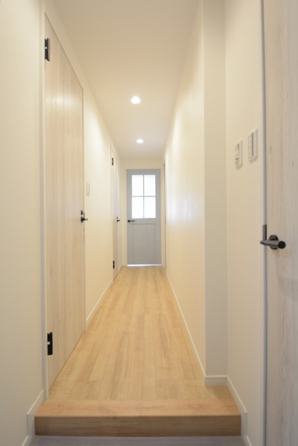 松濤ハウス 玄関