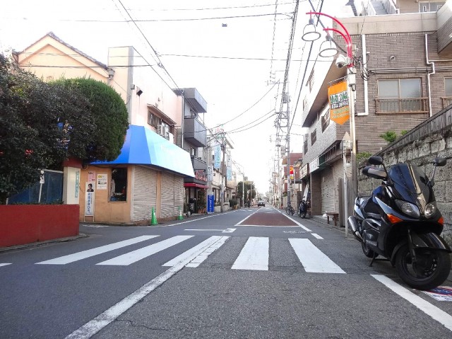 卓巳コーポ　前面道路