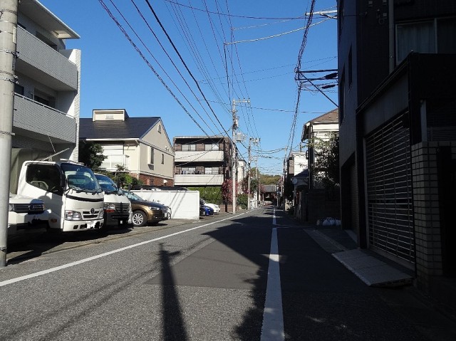 ノヴァ目黒南　前面道路