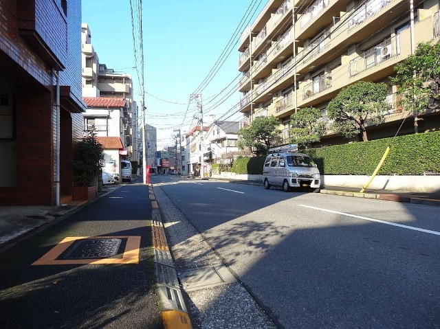 池上パーク・ホームズ　前面道路
