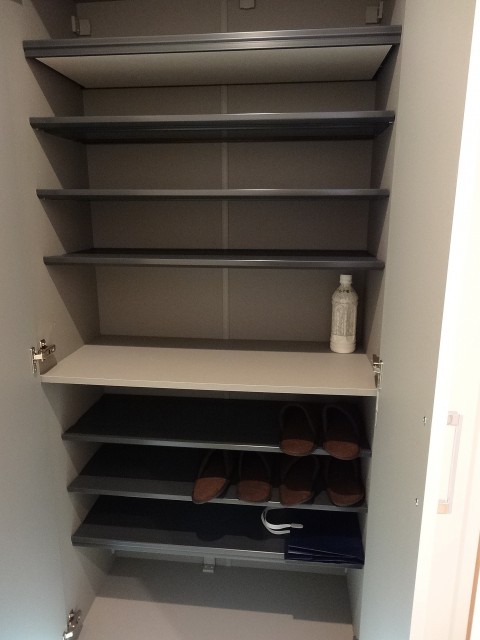 バロンハイツ大塚　シューズＢＯＸ