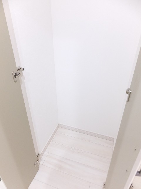 藤和ハイタウン上野　物入れ