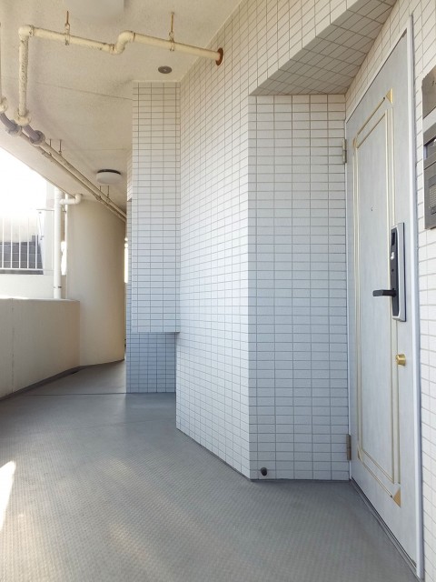 センチュリープラチナマンション大井町　玄関前