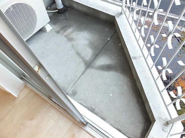 バロンハイツ大塚　ＬＤＫ側のバルコニー