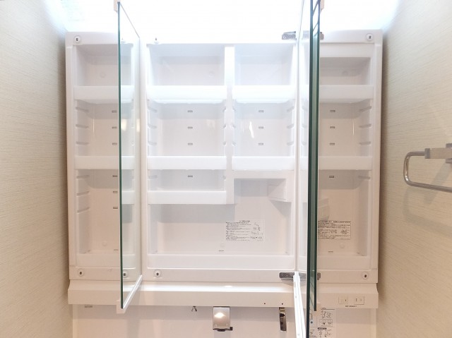 バロンハイツ大塚　洗面化粧台