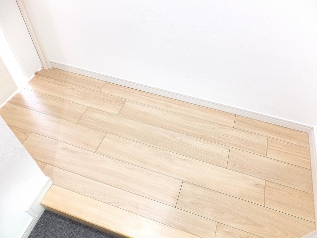 秀和麻布笄町レジデンス　玄関ホール