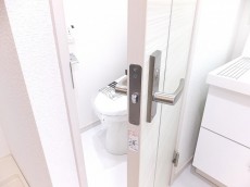 秀和麻布笄町レジデンス　トイレ