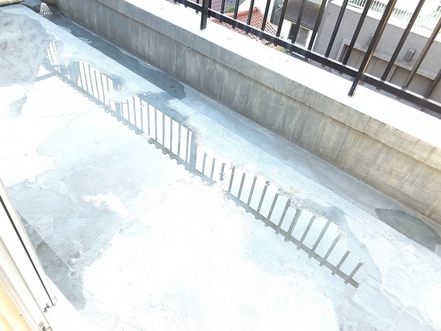 秀和麻布笄町レジデンス　バルコニー