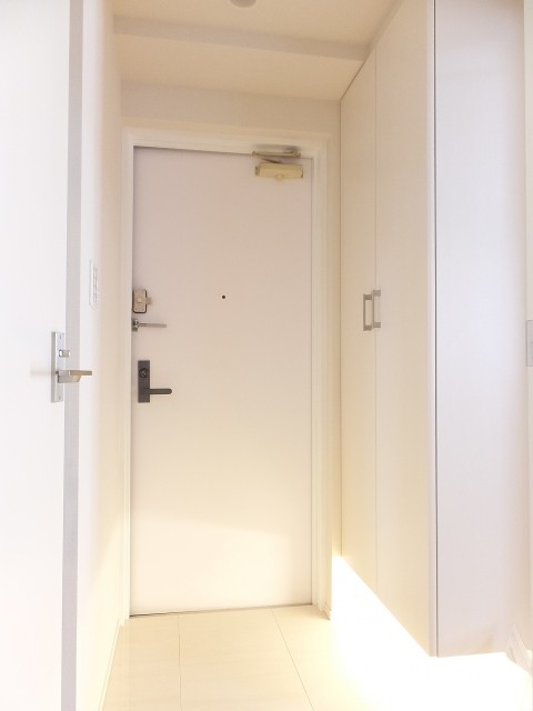 クレド茗荷谷　玄関扉