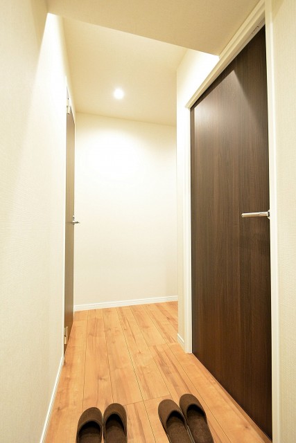 朝日江戸川橋マンション　玄関廊下