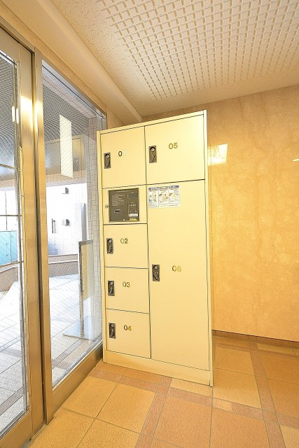 フリーディオ三宿　宅配BOX