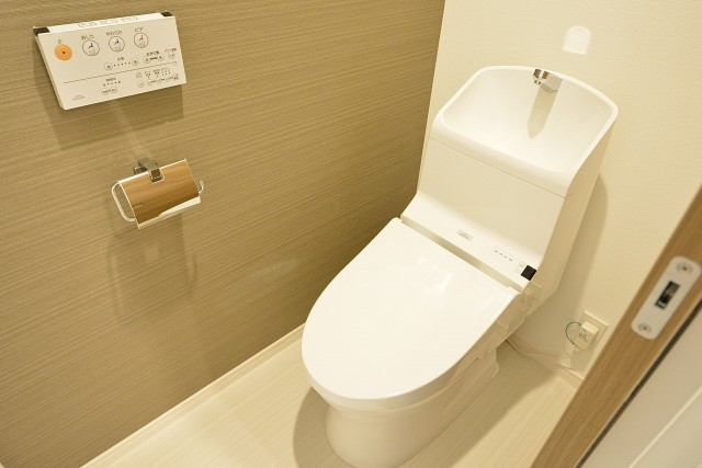 卓巳コーポ　ウォシュレット付きトイレ
