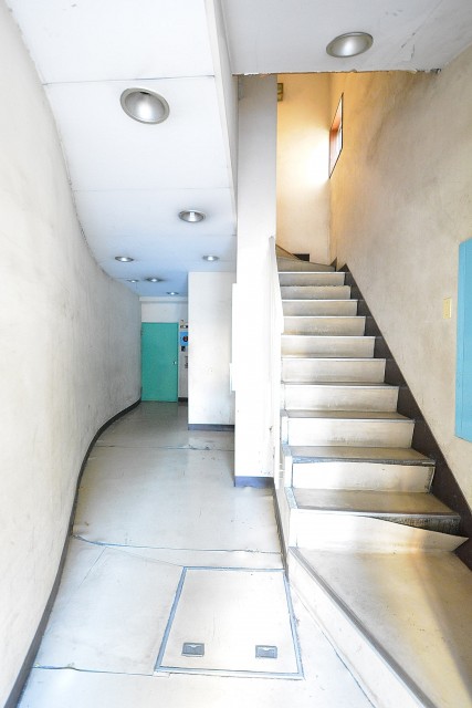 ニューハイム早稲田　エントランス内