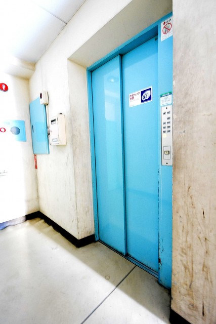 ニューハイム早稲田　エレベーターホール