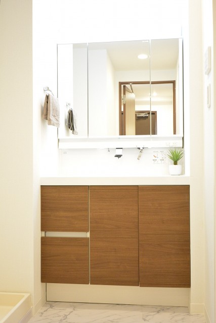 高輪パークホームズ　洗面化粧台