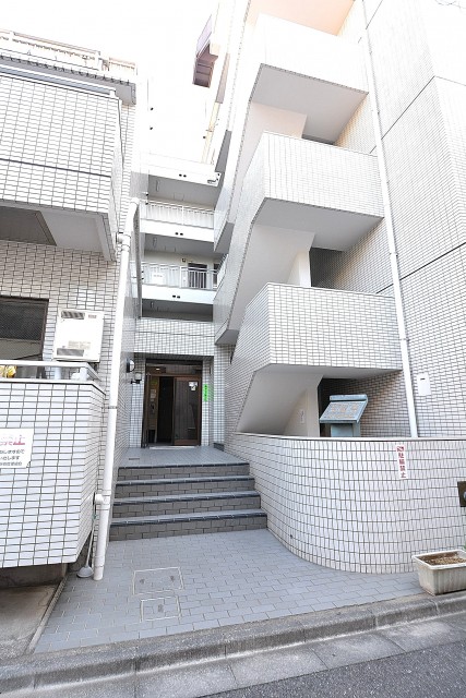 朝日プラザ北新宿 エントランス