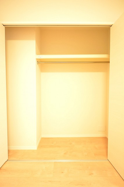 フリーディオ三宿　4.8帖のベッドルームクローゼット