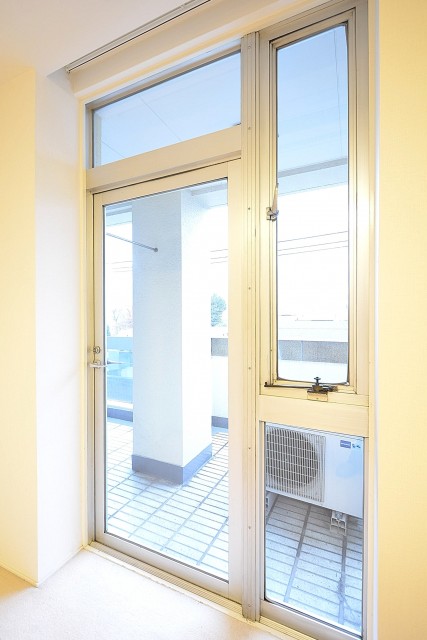 陽輪台松濤　6.0帖のベッドルーム