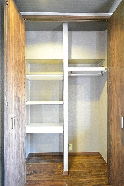 セブンスターマンション第7五反田　11.1帖のリビングダイニング　収納