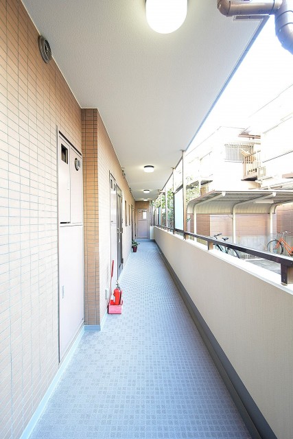 フリーディオ三宿　廊下