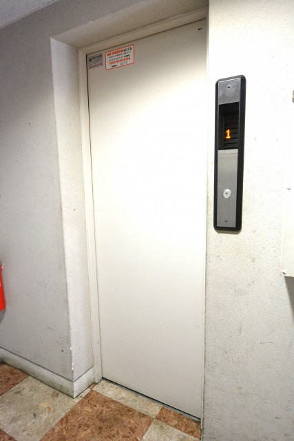 ハイネス大久保　エレベーター