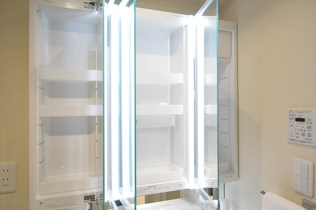 マンション高輪苑　洗面化粧台