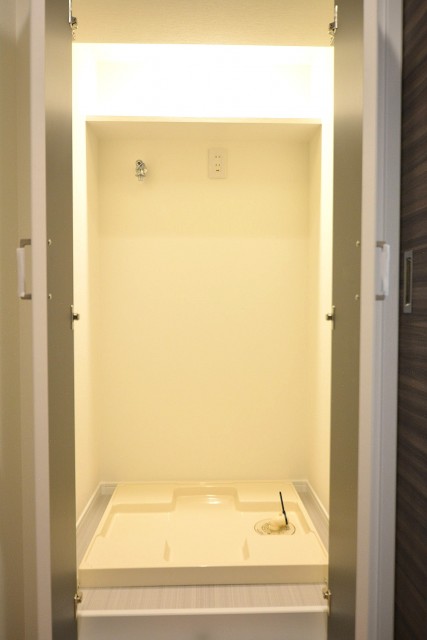 ハイネス大久保　洗濯機置場