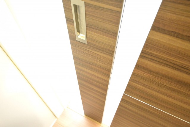 ハイネス大久保　ＬＤＫ扉