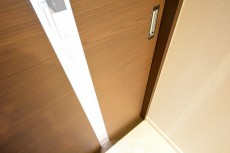 マンション高輪苑　ＬＤＫ扉