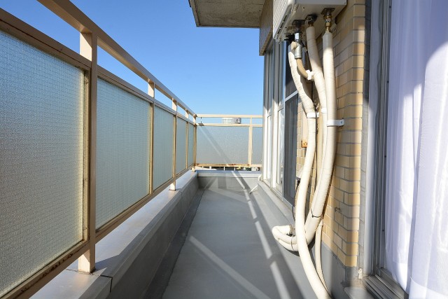 マンション高輪苑　陽当たり良好なバルコニー