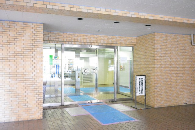 マンション高輪苑　エントランス