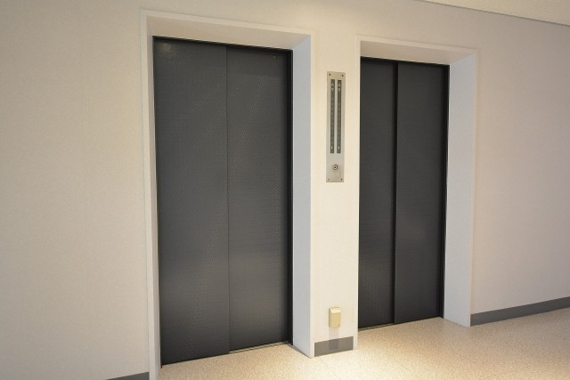 大森山王リハイム　エレベーターは2基