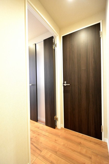 朝日江戸川橋マンション　玄関廊下