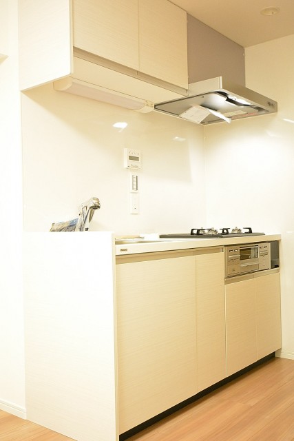 サンローゼ新宿　キッチン