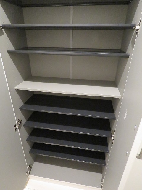 三軒茶屋サンハイツ　シューズBOX