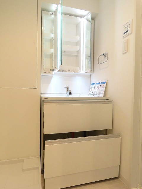 三軒茶屋サンハイツ　洗面化粧台