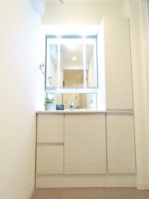 クレッセント麻布Ⅱ　洗面化粧台