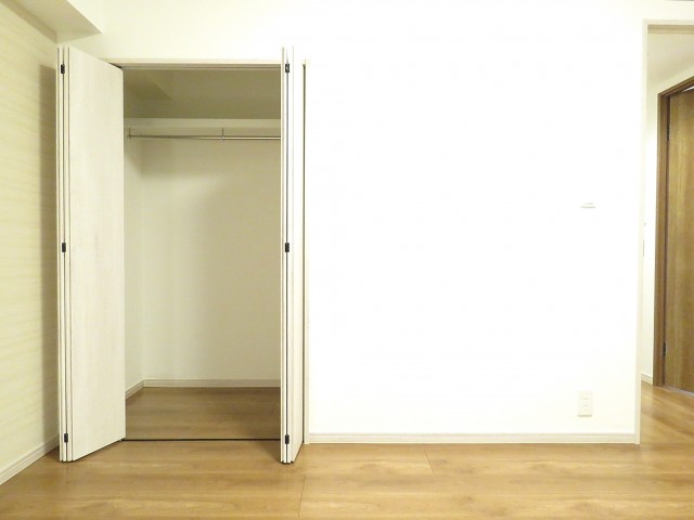 クレッセント麻布Ⅱ　サービスルーム約6.6帖