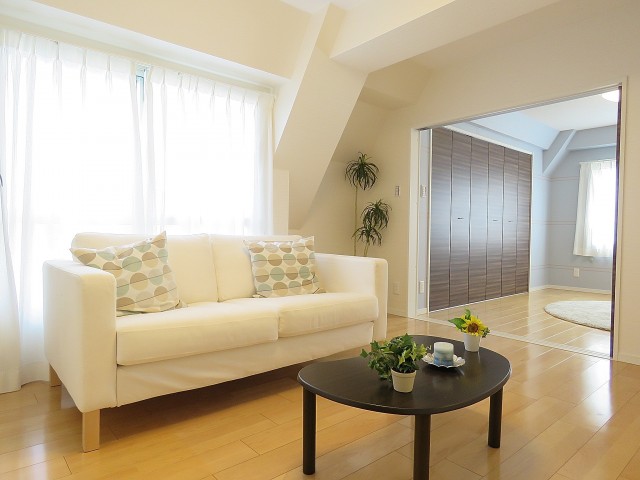 ユニー千石　リビング+洋室