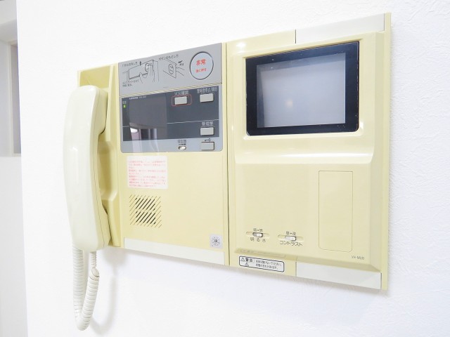 リックスLお茶の水女子大前　ＴＶモニター付きインターフォン