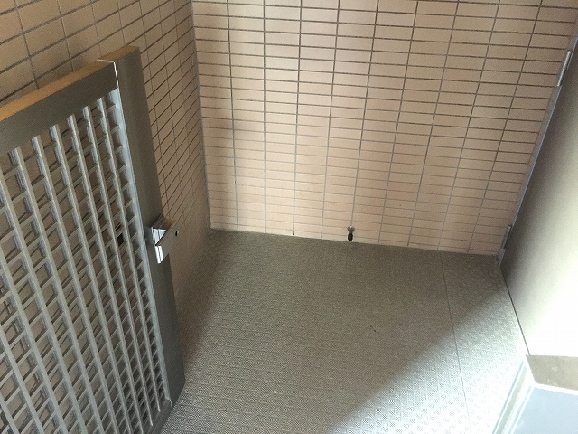 ウィライブ下落合　玄関前