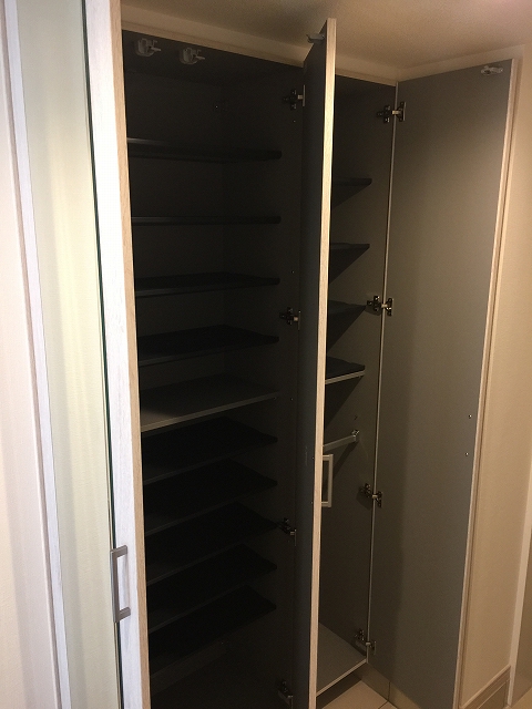 ウィライブ下落合　シューズボックス