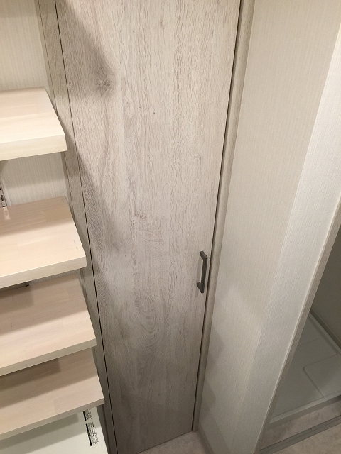 ウィライブ下落合　洗面室収納