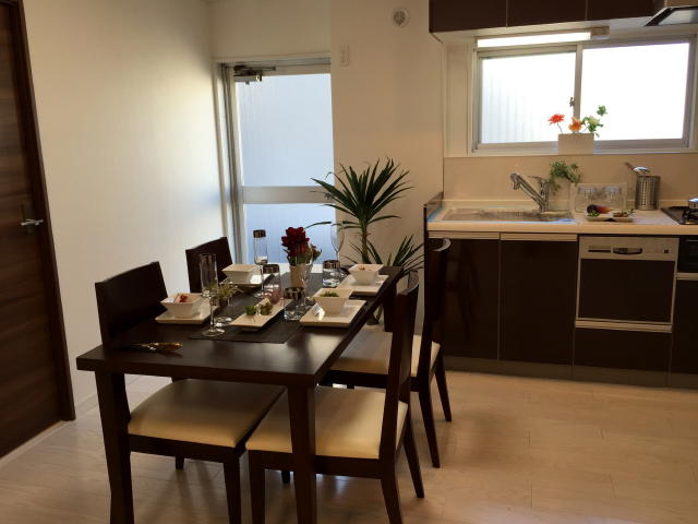 サンライズ五反田　リビングダイニングキッチン