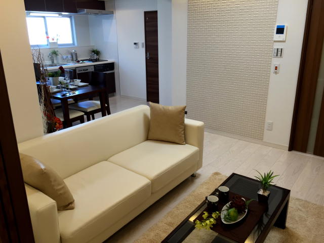 サンライズ五反田　リビングダイニングキッチン