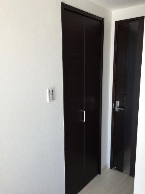 ファミール荻窪　リビングダイニング収納