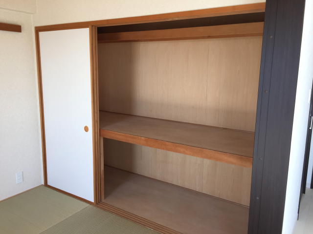 ファミール荻窪　和室収納