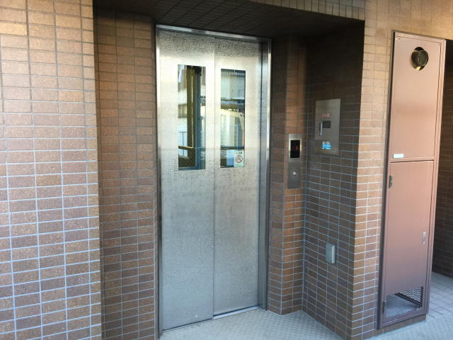 ファミール荻窪　エレベーター