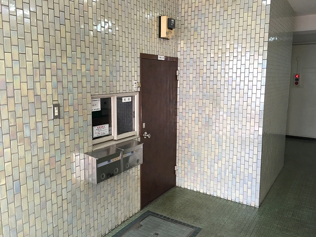 パールハイツ桜上水　エントランスホール